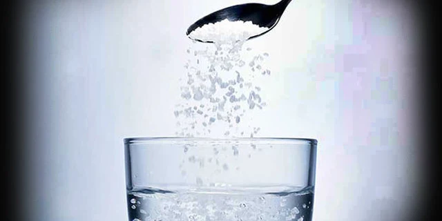 7 Manfaat Kumur dengan Air Garam Bagi Kesehatan